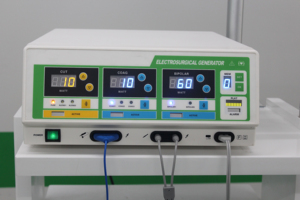 Forniture mediche chirurgiche elettriche ad alta frequenza elettriche elettriche elettriche ad alta frequenza 350W elettrochirurgiche unità di cauterizzazione - Product Image 4