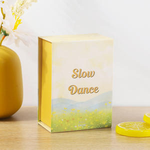 Boîte-cadeau personnalisable de style boîte en carton recyclable <span class=keywords><strong>jaune</strong></span> <span class=keywords><strong>pastel</strong></span> avec slogan interne manuscrit pour petits cadeaux - Product Image 1