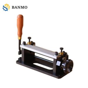 Nuova Macchina Manuale <span class=keywords><strong>per</strong></span> Assottigliare il Cuoio BM-806P 2026 con Lama Larga 150mm <span class=keywords><strong>per</strong></span> Assottigliare Bordi e Superfici con Spessore da 0,8 a 7mm - Product Image 5