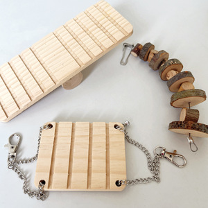 Juguete para Hámster de Madera para Masticar y Roer, Juguete Amigable con los Dientes, Kit Combinado de Puente Arqueado y Columpio para Hábitat de Hámster - Product Image 3