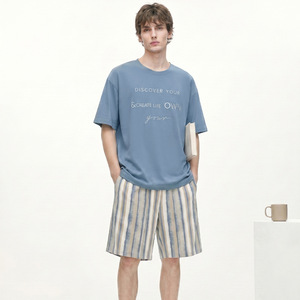 Pyjamas en satin de soie pour hommes grandes tailles, coupe confortable et style élégant - Product Image 3