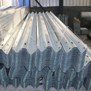 Guardrail in Acciaio Q235 Ondulato ad Alto Impatto di Alta Qualità, Best-seller per Strade ad Alta Velocità, Barriera Stradale Durevole Conforme AASHTO - Product Image 1