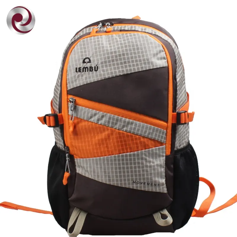 Commercio all'ingrosso su misura durevole impermeabile zaino outdoor trekking daypack per il viaggio