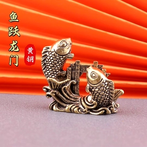 1 pièce Carpe en bronze sautant au-dessus du dragon, thème Épreuve impériale, Décoration rétro pour la maison, Artisanat <span class=keywords><strong>de</strong></span> bureau, figurine <span class=keywords><strong>de</strong></span> thé - Product Image 6