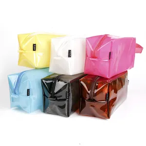 2023 Hete Verkoop Mode Transparante Pvc Jelly Bag Make-Up Tas, Groothandel Op Maat Draagbare Dopp Kits Kleur Heldere Pvc Make-Up Tas