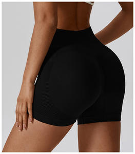 Active Wear Leggings de yoga sin costuras con fruncido en el trasero Pantalones cortos de gimnasio de nailon con patrón sólido - Product Image 5