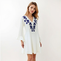 Robe courte à col en V personnalisée pour femmes, robe de plage bohème pour les vacances, manches bouffantes à volants