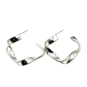 Schlussverkauf Mode Übergröße speziell geformte glatte silberbeschichtete Ohrringe für Damen Qualität Legierungs-Ohrringe