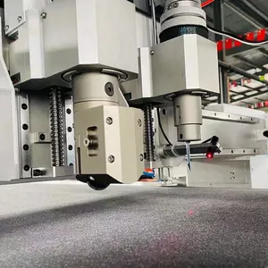 China Leverde Automatische Cnc-Snijmachine Voor Textielsnijden Met Snijden Met Hoge Snelheid