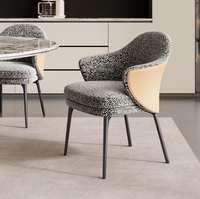 Chaise à bras nordique moderne en tissu et métal avec panneau, idéale pour la salle à manger de la maison, de l'hôtel ou du restaurant