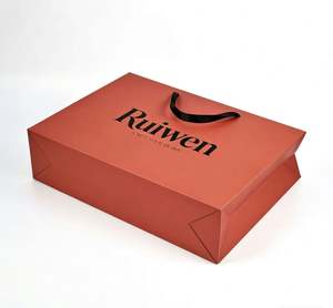 Sacs en papier cartonnés blancs de luxe personnalisés avec logo imprimé pour la vente en gros, sacs cadeaux pour boutiques et commerces avec votre propre logo - Product Image 4