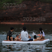 Plateforme flottante carrée gonflable avec centre en maille, hamac aquatique gonflable en teck pour le plaisir estival sur le lac