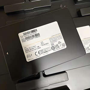 Venta al por mayor de 3,84 TB 2,5 \ "SATA Enterprise Server SSD de alto rendimiento Pm893 interno con puerto de expansión - Product Image 1