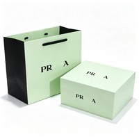 Coffret Cadeau Lada Menthe Verte Floating Dream Iris Eau de Parfum & Bougie – Boîte Haut de Gamme Luxe Léger avec Sac Fourre-tout
