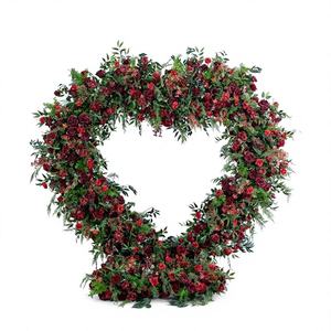 Arco Floral de Boda en Forma de Corazón Rojo de Lujo con Arreglo de Flores Artificiales de Seda para Decoración de Eventos Románticos y Fiestas de Compromiso - Product Image 1