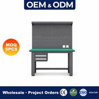Banc de travail industriel robuste avec panneau perforé, prises électriques, deux tiroirs, table à outils en acier pour garage et atelier, fabricant OEM ODM