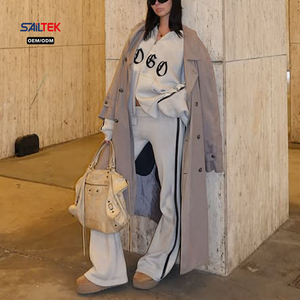 Conjunto de Sudadera con Capucha <span class=keywords><strong>Oversize</strong></span> Personalizada con Cremallera para <span class=keywords><strong>Mujer</strong></span> y Pantalones Acampanados con Rayas Laterales, de Pierna Ancha, Estilo Jogger, para Ropa Urbana, Gimnasio y Chándal - Product Image 2