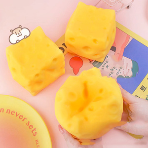 ของเล่นบีบก้อนชีสขนาดใหญ่พิเศษ 10 ซม. ของเล่นเสริมพัฒนาการประสาทสัมผัส บรรเทาความเครียด สำหรับผู้ใหญ่และเด็ก ทำจากซิลิโคนปลอดสารพิษ ของเล่นบนโต๊ะทำงาน ASMR - Product Image 3