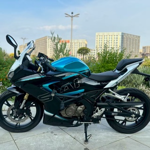 Moto sportive Qianjiang Sairui 150cc la plus vendue de 2026, élégante et performante, avec une vitesse maximale de 105 km/h pour les trajets urbains - Product Image 2