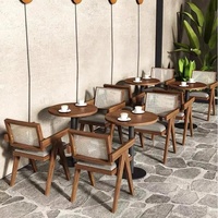 Set di Tavoli e Sedie dal Design Minimalista OEM ODM per Ristoranti Commerciali, Caffetterie, Bar di Dolci, Bistrot e Caffè