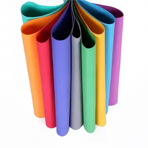 Feuille de mousse EVA de couleur unie de haute qualité, format A4 pour le travail manuel