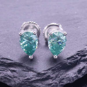 เครื่องประดับเงินแท้สำหรับผู้หญิงจากเกรซ ดีไซน์ ต่างหูทรงหยดน้ำประดับควอตซ์สีฟ้าเขียว - Product Image 5