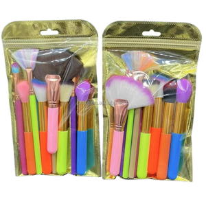 Juego de 10 Brochas de Maquillaje Kabuki Clásicas al por Mayor, Mango de Plástico, Pelo Sintético, Brochas de Viaje para Ojos y Rostro, Económicas - Product Image 1