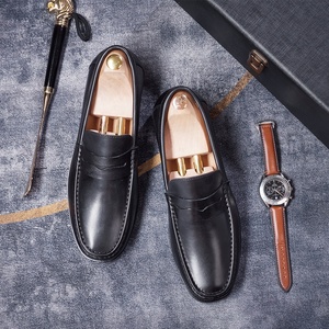 Mocassins Penny Daniel faits main en cuir verni noir à bout fermé, confortables, à enfiler, avec semelle dégradée <span class=keywords><strong>bordeaux</strong></span>, pour hommes - Product Image 5