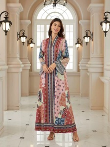 Nouvelle Abaya Florale Turque <span class=keywords><strong>pour</strong></span> <span class=keywords><strong>Femme</strong></span>, Robe de Soirée de Mariage Brodé, Silhouette Droite, Vêtement Islamique Musulman, Col en V, Aïd - Product Image 2