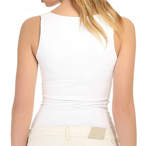 Haut court côtelé blanc pour femme, col rond, manches courtes, décontracté, respirant, mélange coton élasthanne, coupe ajustée, pour l'été et le quotidien - Product Image 5