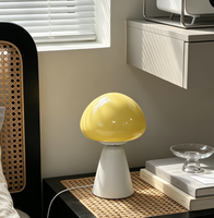 Lámpara de Mesa LED Portátil Moderna y Ecológica con Interruptor, Cuerpo de Aluminio, Luz de Lectura para Dormitorio