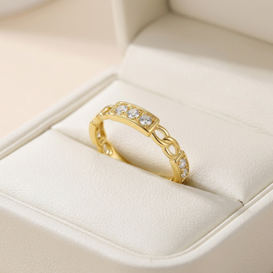Anillo de Oro Sólido de 18K con Diamantes Naturales Reales Brillantes, Diseño de Cadena Exquisito, Hecho a Mano con Calidad Tremenda - Product Image 6