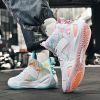 Vente en gros de fabricant de baskets tendances chaussures plates de basketball chaussures d'extérieur style basketball avec semelle en caoutchouc pour hommes