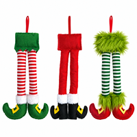 Décoration de Noël à suspendre en forme de jambes d'elfe, pendentif en forme de jambe d'elfe rayée en fausse fourrure pour arbre de Noël et cadeaux de Noël