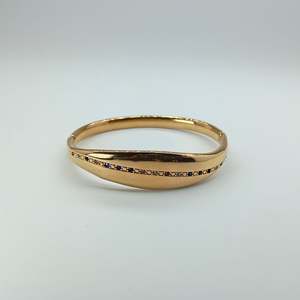 Bracelet tendance en acier inoxydable 316L plaqué or PVD, résistant et durable - Product Image 1
