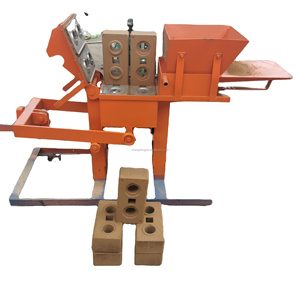 Machine manuelle de fabrication de briques en argile/blocs de terre cuite pour petites entreprises, utilisable par une seule personne - Product Image 5