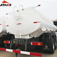Nouveau et utilisé HOWO 5000 litres 5cbm 5 tonnes essence pétrolier remplissage camion réservoir de carburant camion pour l'afrique
