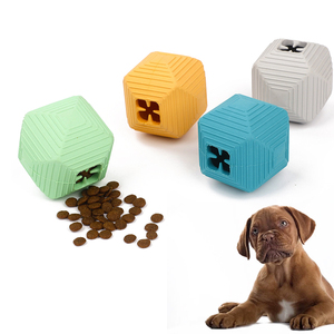 Balle distributrice de friandises carrée en TPR pour animaux de compagnie, jouet interactif à mâcher pour chien, anti-ennui - Product Image 1