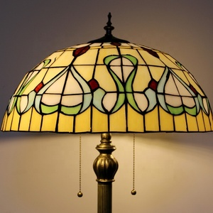 Lámpara de Pie Estilo Tiffany LongHuiJing, 63 Pulgadas de Alto, Lámpara de Pie de Vidrio Teñido, Lámparas de Pie Wisteria - Product Image 3