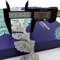 XLQ4036 Ruban de strass thermocollant en verre blanc argenté en forme de chaîne, garniture écologique pour chaussures et vêtements