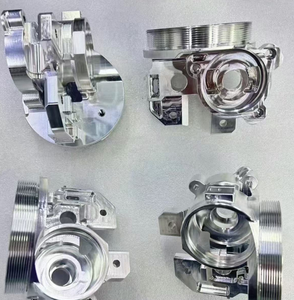 Nắp xi lanh động cơ xe máy chất lượng tùy chỉnh, gia công <span class=keywords><strong>CNC</strong></span> bởi nhà sản xuất chuyên nghiệp, làm bằng đồng thau cho thiết bị công nghiệp - Product Image 3