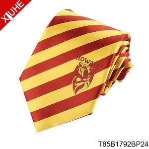 Fashion Classic High Quality OEM <strong>Tie</strong> <strong>Red</strong> Stripe School Uniform Necktie Jacquard Custom Logo Polyester <strong>Tie</strong> - Product Image 5