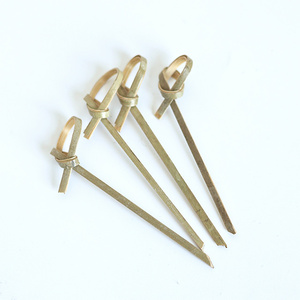 Brochetas de Bambú Natural de 12 cm; Grado Alimenticio; Se Utilizan para Decoración de Bebidas, Cócteles y Brochetas de Hamburguesas en Bares y Fiestas - Product Image 2