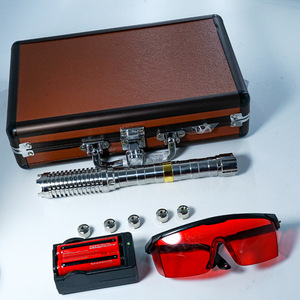 Lápiz Láser Profesional con Sistema Óptico 5 en 1 |   Linterna de Alta Potencia de Acero Inoxidable con Batería Recargable, Apta para Mascotas al Aire Libre - Product Image 6