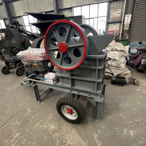 Mobiele Mini Kaakbreker Draagbare Steenbreker met Motorlager voor Hoge Productiviteit Goudwinning Bouwafval Recycling - Product Image 2