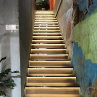 Profilé LED en aluminium noir, profilé de canal LED, lumière LED 80mm*32mm, bordure de carrelage, marches d'escalier, bandes LED, utilisation cinéma, théâtre
