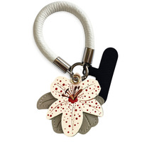 Leder-Schlüsselanhänger mit innovativem Wind-Telefonanhänger und Lilienblumen-Design – Perfektes festliches Geschenk & praktischer Taschenanhänger