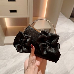 Women's Elegant <strong>White</strong> Flower Satin <strong>Evening</strong> <strong>Bag</strong> Handbags for Women Banquets and Weddings Luxury Fashionable Clutch Purse <strong>Bag</strong> - Product Image 5