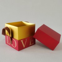 Vente en gros de boîtes à cupcakes en carton de luxe personnalisées Boîtes rigides Emballage de bonbons Cadeau de faveur de mariage