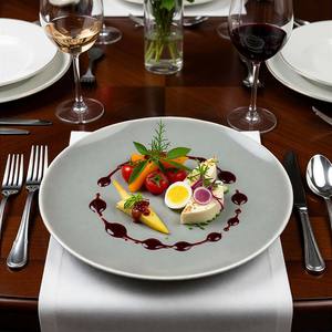 Assiettes à dîner en céramique vintage DianTong de 11 pouces, écologiques, en vrac, glaçure grise, utilisables au <span class=keywords><strong>micro</strong></span>-ondes, pour la restauration - Product Image 1